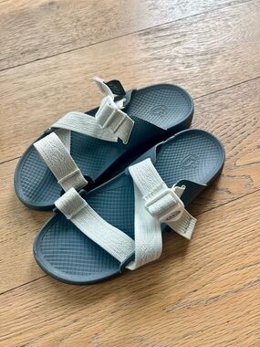 Chaco Classic Slide Sandals in Light Beige Straps
